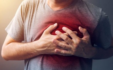 8 Tanda Serangan Jantung yang Bisa Terlihat