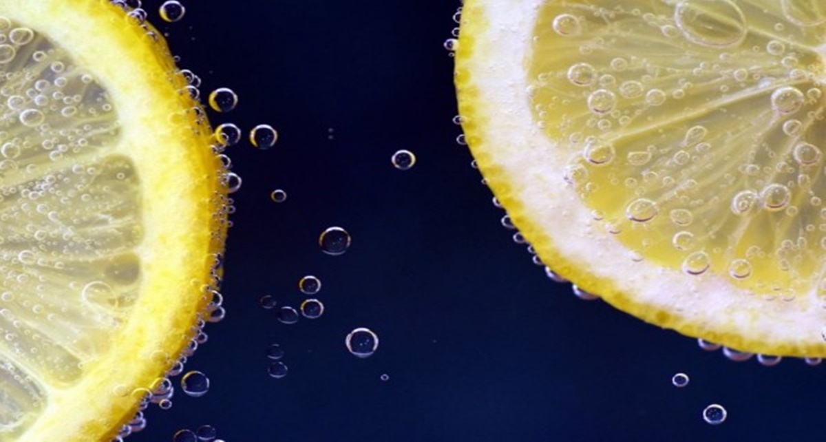 Ini 5 Khasiat Minum Air Lemon Campur Madu