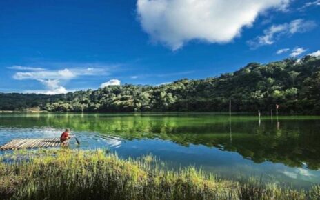 5 Danau Cantik Nan Eksotis yang Wajib Dikunjungi di Sulawesi Utara