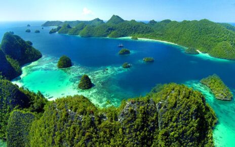 Pemandangan Alam Eksotis Wisata Papua Yang Terkenal