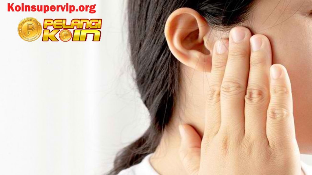 Penyebab Telinga Tersumbat dan Obat Telinga yang Tepat